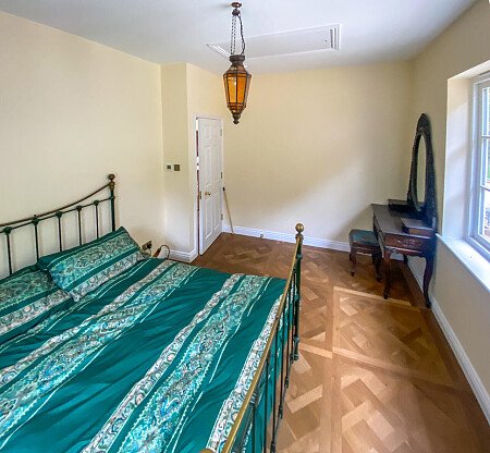 Pigeon-  filming photoshoot location-28