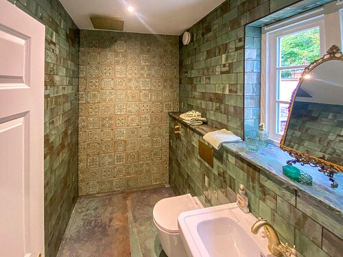 Pigeon-  filming photoshoot location-35