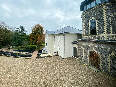 Pigeon-  filming photoshoot location-46