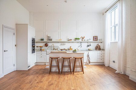 White minimal decor Shoot kitchen  - Filming Locations Locations Direct -01