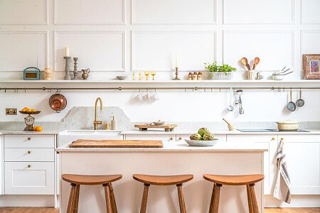 White minimal decor Shoot kitchen  - Filming Locations Locations Direct -03