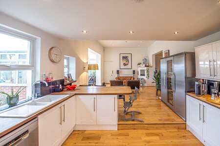 Large conservatory colourful house-  - Filming Locations Locations Direct -05