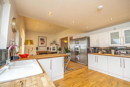 Large conservatory colourful house-  - Filming Locations Locations Direct -07