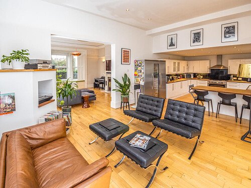 Large conservatory colourful house-  - Filming Locations Locations Direct -12