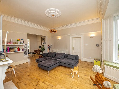 Large conservatory colourful house-  - Filming Locations Locations Direct -22