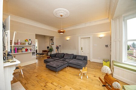 Large conservatory colourful house-  - Filming Locations Locations Direct -22