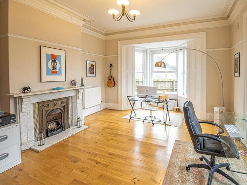 Large conservatory colourful house-  - Filming Locations Locations Direct -26