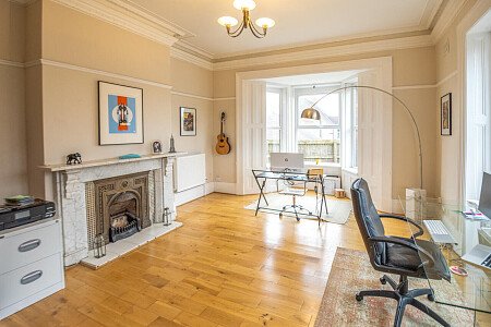 Large conservatory colourful house-  - Filming Locations Locations Direct -26