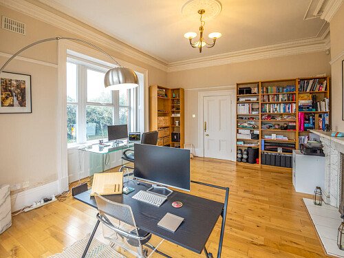 Large conservatory colourful house-  - Filming Locations Locations Direct -28