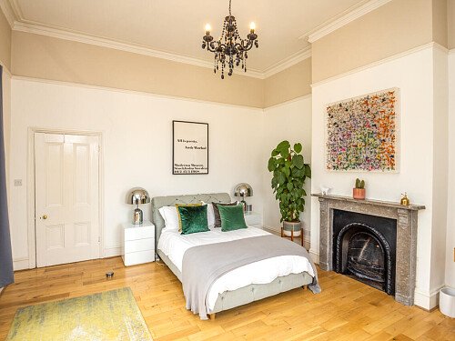 Large conservatory colourful house-  - Filming Locations Locations Direct -42