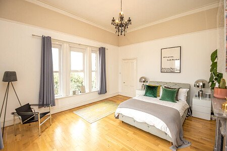 Large conservatory colourful house-  - Filming Locations Locations Direct -44