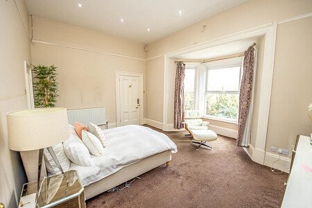 Large conservatory colourful house-  - Filming Locations Locations Direct -47