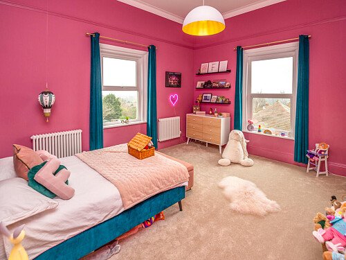 Large conservatory colourful house-  - Filming Locations Locations Direct -50