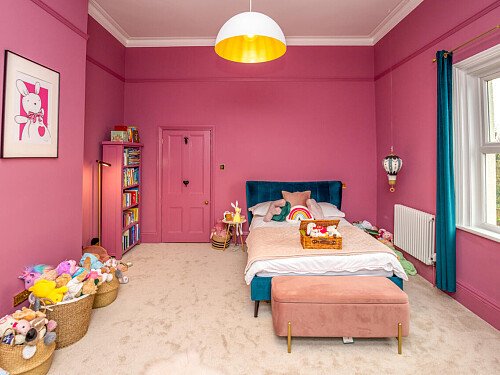 Large conservatory colourful house-  - Filming Locations Locations Direct -51