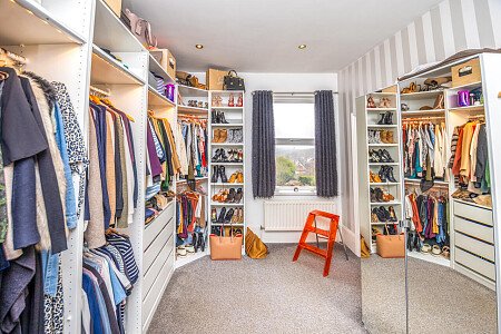 Large conservatory colourful house-  - Filming Locations Locations Direct -60