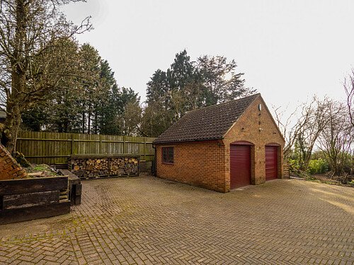 Large conservatory colourful house-  - Filming Locations Locations Direct -70