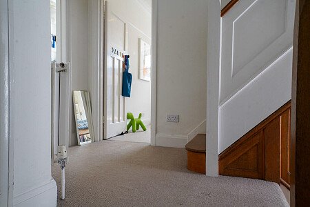 FL2147-creighton - 5 Church Vale, London, N2 9PB-43