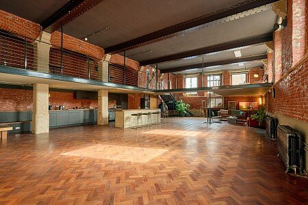 Copy of AMITY STUDIO 2