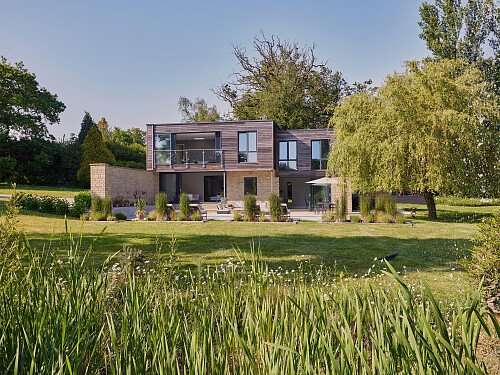 Image for Location 2425