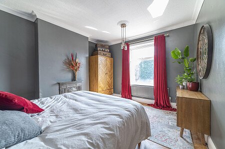 17 Kingswood Road Bedroom 03