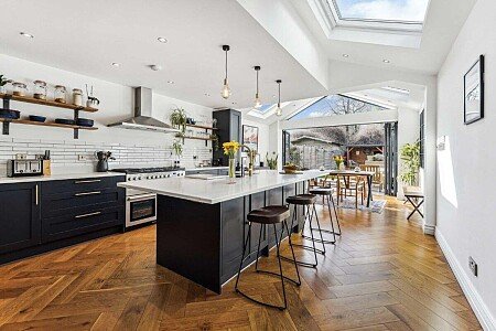 219624_98up889aoaywjvdvgkarj8hw6