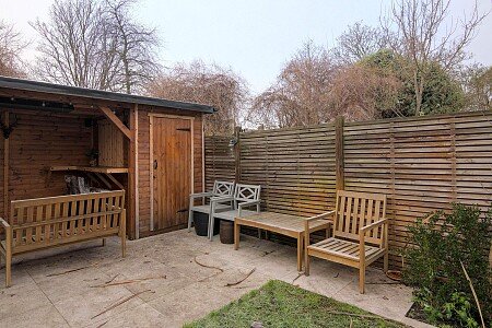 Garden_Bar_shed