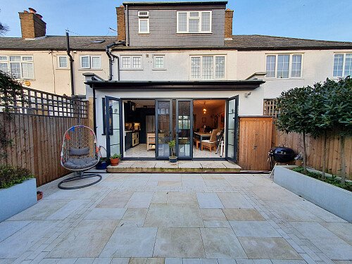 Image for Location 0900