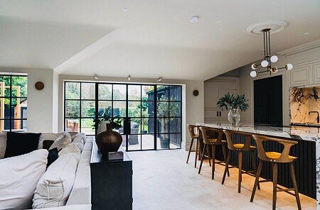 1763402a-a5d5-48fa-a53e-27d8346e9783