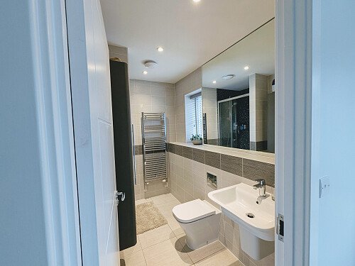 47 Swords Drive, RG456GS (16)