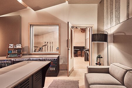 08_05_2024_TEN87CLUB6385