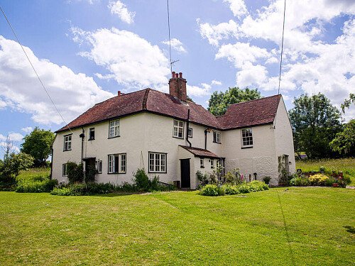 Lower Austin Lodge Farmhouse Exteriors1