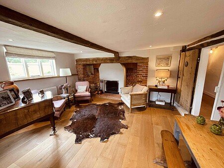 Lower Austin Lodge Farmhouse Interiors1