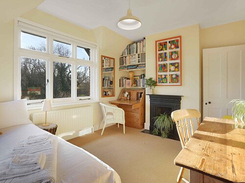 1180507526 - Marlow Cottage,  Mill Lane,  Chiddingfold Surrey, GU8 32