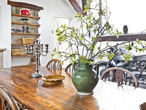 1445243853 - The Barn, Puttenham, Guildford, GU3 11