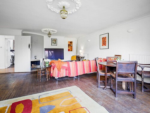 1445243853 - The Barn, Puttenham, Guildford, GU3 2