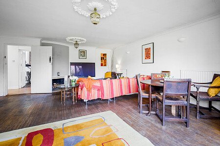 1445243853 - The Barn, Puttenham, Guildford, GU3 2