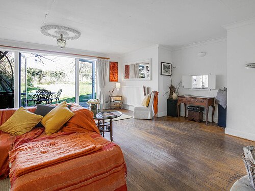 1445243853 - The Barn, Puttenham, Guildford, GU3 7