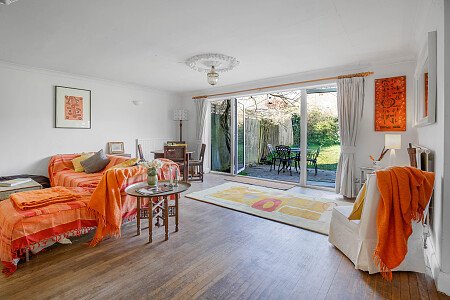 1445243853 - The Barn, Puttenham, Guildford, GU3 1