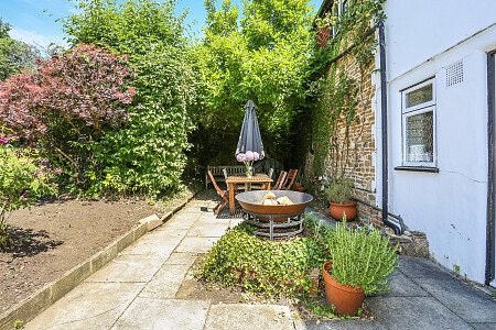 High Res - 216559077 - Venzers Barn, Venzers Yard The Street  - 6