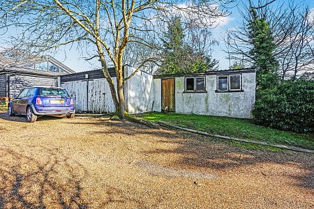 1413338587 - The Street, Puttenham, GU3 1AT 6