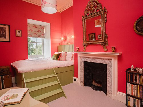 2. Pylewell Peter's bedroom - Copy