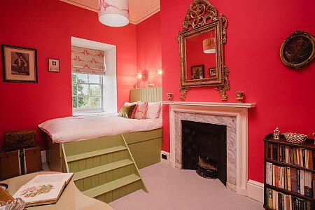 2. Pylewell Peter's bedroom - Copy