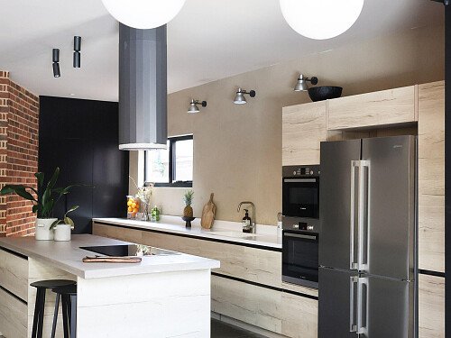 02 Main space - Kitchen side view