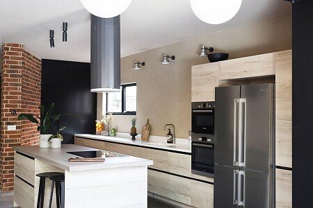 02 Main space - Kitchen side view