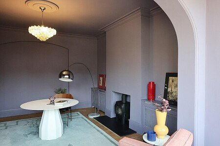 03 Front room - Patricia Urquiola table