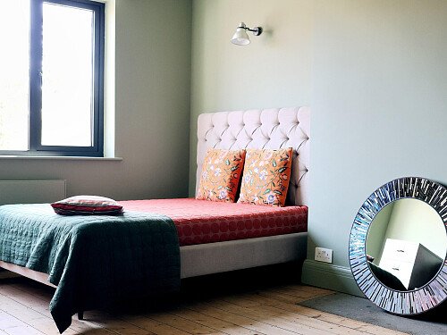 05 Bedroom 1 - Green walls