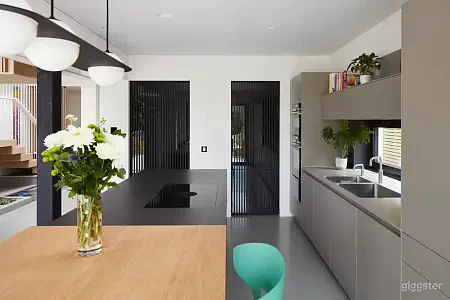 c172efc0-eb21-4d32-9870-515657c0b894