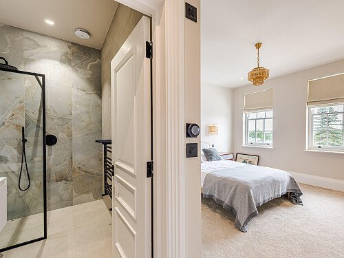 Location Creation: Wynn House: Guest room