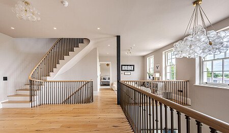 Location Creation: Wynn House: Landing