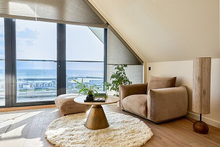 DKollection_TheCliff_0156_Final copy